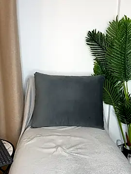 Eire Spencer online show from 12/04/25, 04:44