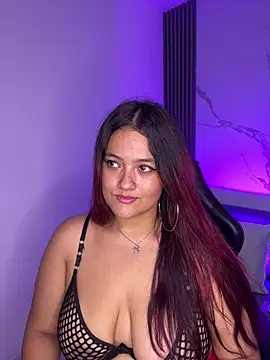 VanessaScott  online show from 10/03/25, 06:54