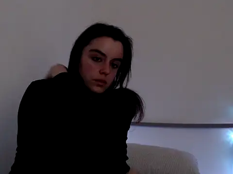 Luanalov9 online show from 03/12/25, 10:28