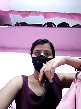 Snapshot of Daya_Chheda chatting on 03/18/25, 04:37 Daya Chheda online show from 03/18/25, 04:37