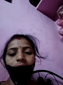 Snapshot of Daya_Chheda chatting on 09/10/25, 08:53 Daya Chheda online show from 09/10/25, 08:53