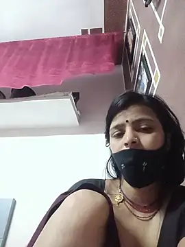 Snapshot of Daya_Chheda chatting on 07/22/26, 12:02 Daya Chheda online show from 07/22/26, 12:02