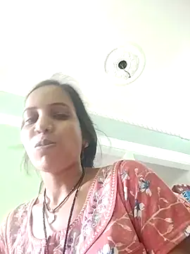 Hotty-Nidhi online show from 03/15/25, 04:02