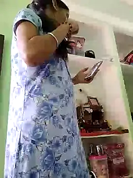 Hotty-Nidhi online show from 03/19/25, 06:24