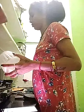 Hotty-Nidhi online show from 03/22/25, 01:41