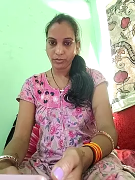 Hotty-Nidhi online show from 11/05/25, 02:44