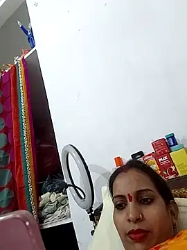 Hotty-Nidhi online show from 03/19/26, 10:19
