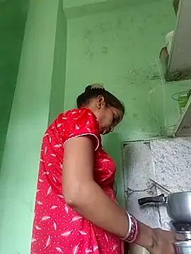 Hotty-Nidhi online show from 04/04/26, 06:44