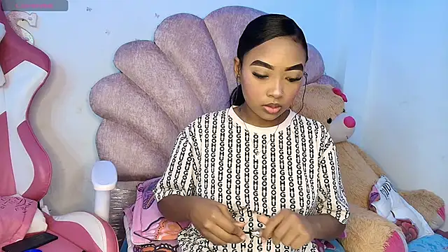 charlotte walker1 online show from 03/15/26, 09:21