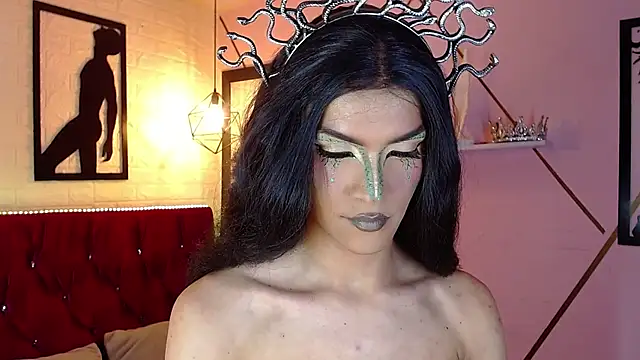 agatha rodriguez online show from 10/31/25, 02:51