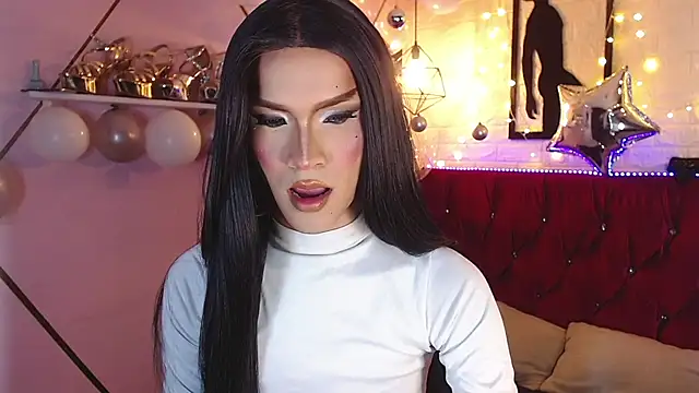 agatha rodriguez online show from 12/20/25, 01:29