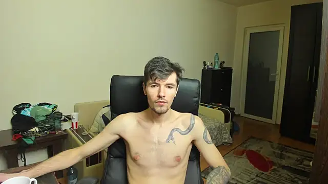 JustinPorno online show from 09/22/25, 03:58