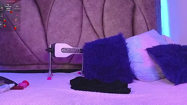 Kanela miller  online show from 03/27/26, 11:43