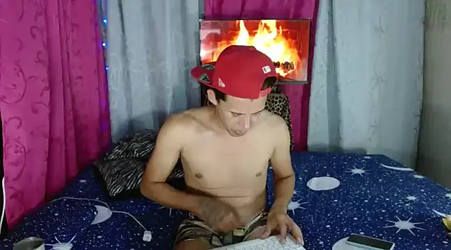 Hidden Fantasies online show from 03/16/25, 12:34