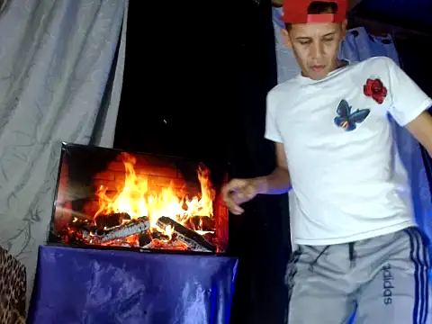 Hidden Fantasies online show from 11/06/25, 11:15