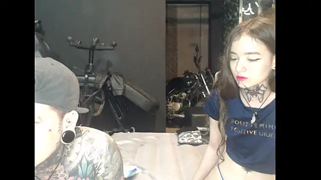 Snapshot of Alucard-Carmila chatting on 03/19/25, 04:36 Alucard-Carmila online show from 03/19/25, 04:36