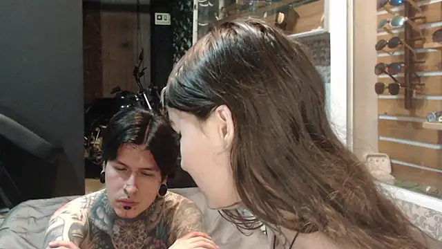 Snapshot of Alucard-Carmila chatting on 10/19/25, 04:13 Alucard-Carmila online show from 10/19/25, 04:13