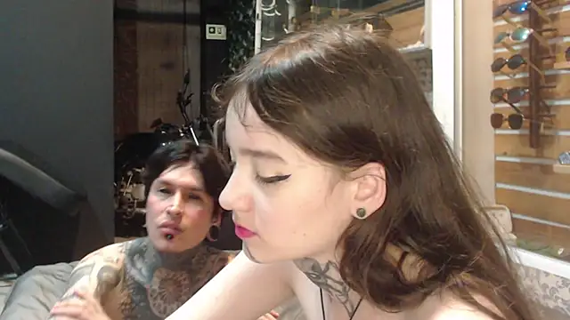 Snapshot of Alucard-Carmila chatting on 10/24/25, 03:14 Alucard-Carmila online show from 10/24/25, 03:14