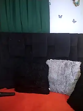 AlexaNovoa  online show from 03/08/26, 01:25