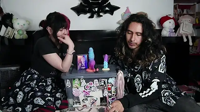 Devil And Princess online show from 02/05/26, 03:33