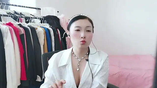 Rachel-6600 online show from 02/25/26, 06:23