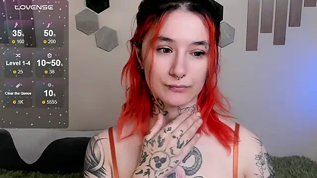 Snapshot of Angel_Monica chatting on 10/06/25, 02:31 Angel Monica online show from 10/06/25, 02:31