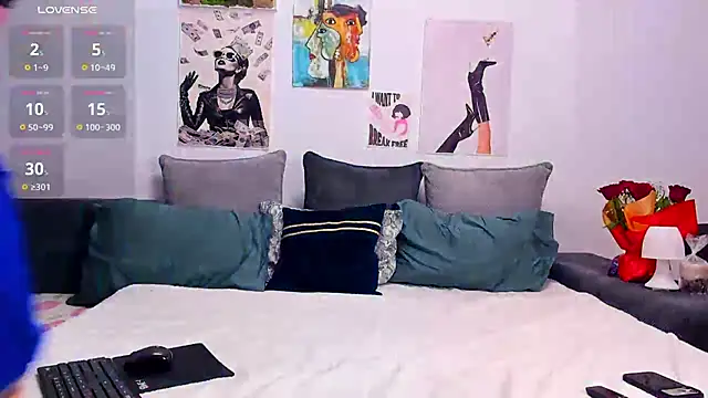 Snapshot of FindomGoddess1 chatting on 05/04/26, 04:36 FindomGoddess1 online show from 05/04/26, 04:36