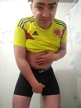 Snapshot of Andy-rtg chatting on 10/08/25, 05:49 Andy-rtg online show from 10/08/25, 05:49