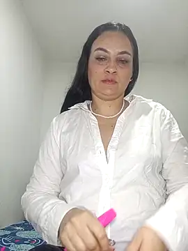 megan milf79 online show from 04/11/26, 11:14