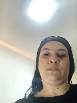 Snapshot of megan_milf79 chatting on 05/31/26, 02:13 megan milf79 online show from 05/31/26, 02:13