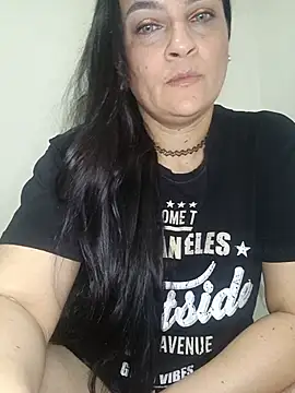 Snapshot of megan_milf79 chatting on 07/18/26, 01:21 megan milf79 online show from 07/18/26, 01:21