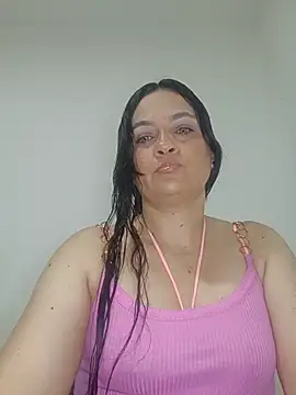 Snapshot of megan_milf79 chatting on 07/23/26, 01:20 megan milf79 online show from 07/23/26, 01:20