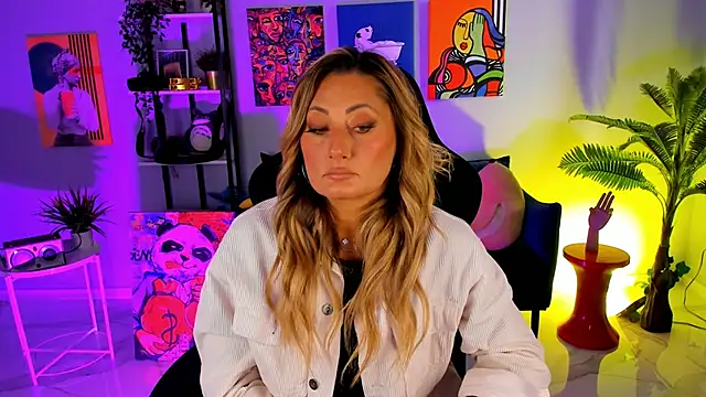 SarahAlluring online show from 09/14/25, 12:59