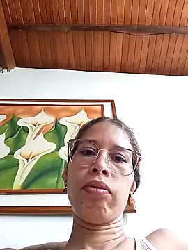 Snapshot of Sexi_girl29 chatting on 06/18/26, 01:26 Sexi girl29 online show from 06/18/26, 01:26
