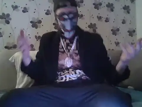 Snapshot of ThePython666 chatting on 03/13/25, 02:05 ThePython666 online show from 03/13/25, 02:05