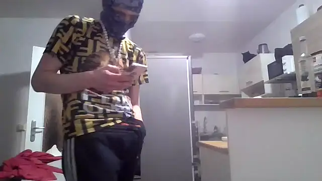 Snapshot of ThePython666 chatting on 03/15/25, 12:25 ThePython666 online show from 03/15/25, 12:25