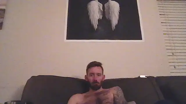 Snapshot of whowantsacreampie chatting on 03/10/25, 05:00 whowantsacreampie online show from 03/10/25, 05:00