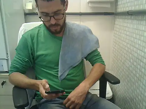 Snapshot of pdasgyn chatting on 07/15/26, 02:44 pdasgyn online show from 07/15/26, 02:44