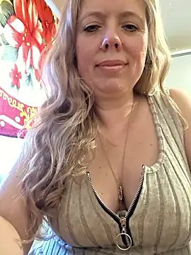 Irina3718 online show from 05/15/26, 02:13