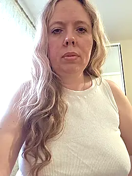 Irina3718 online show from 05/30/26, 02:58