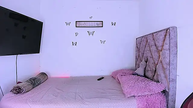 Tania rendon online show from 03/10/26, 11:37