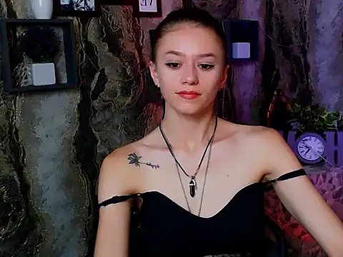 LanaTey online show from 09/10/25, 06:24