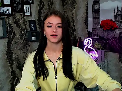 LanaTey online show from 10/14/25, 04:57