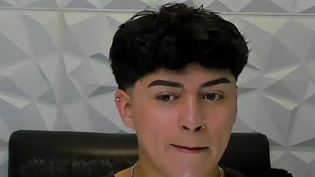 Snapshot of Sam_Daves chatting on 11/21/25, 01:54 Sam Daves online show from 11/21/25, 01:54