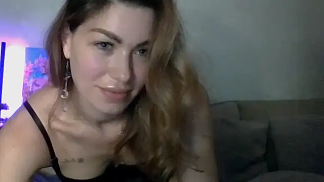 Snapshot of SweetDarling7 chatting on 03/14/25, 05:46 SweetDarling7 online show from 03/14/25, 05:46