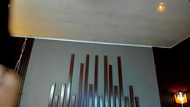 Snapshot of alice_rous21 chatting on 05/06/26, 01:27 alice rous21 online show from 05/06/26, 01:27