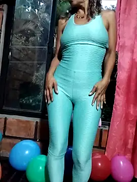 Lady Lolla11 online show from 10/11/25, 10:41