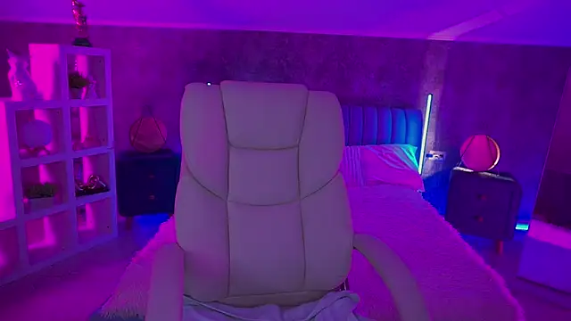 CandyLadyyy online show from 04/28/26, 04:06