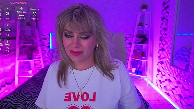 CandyLadyyy online show from 05/25/26, 08:26