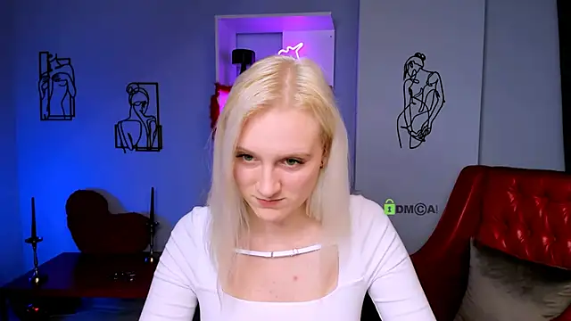 Snapshot of madam_uliis chatting on 03/12/25, 03:29 madam uliis online show from 03/12/25, 03:29